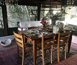 Mon Paradis Main Guesthouse